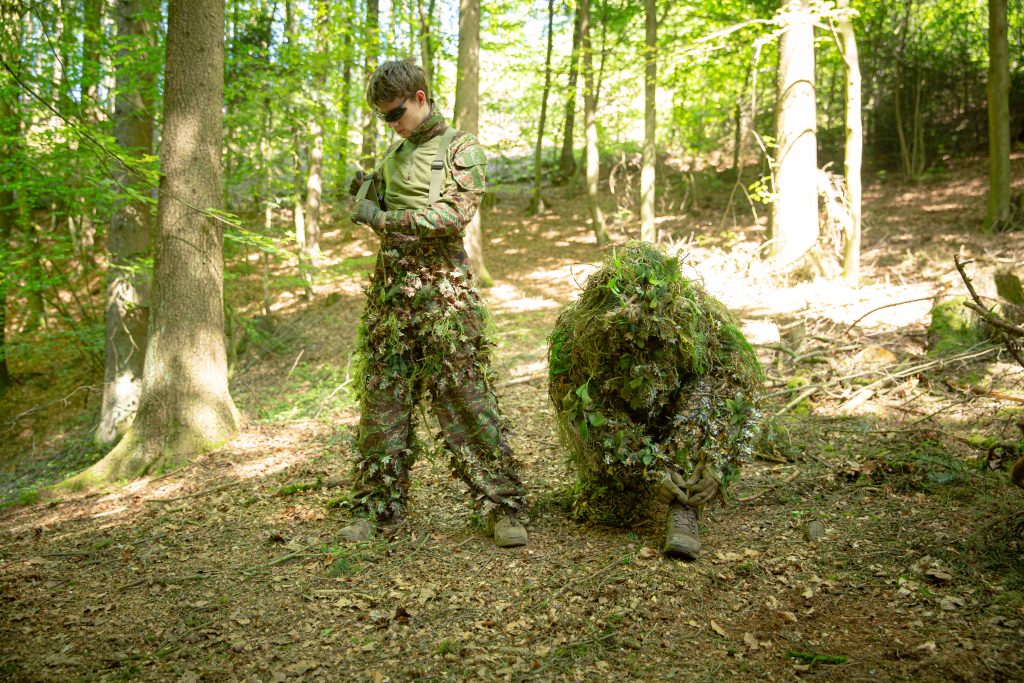 Exploring the new Modular Ghillie Suit with its creator - NOVRITSCH Blog